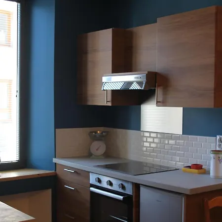 Comfortable Village Apartment In Barbieres With Access To Large Garden With Beautiful Views Extérieur photo
